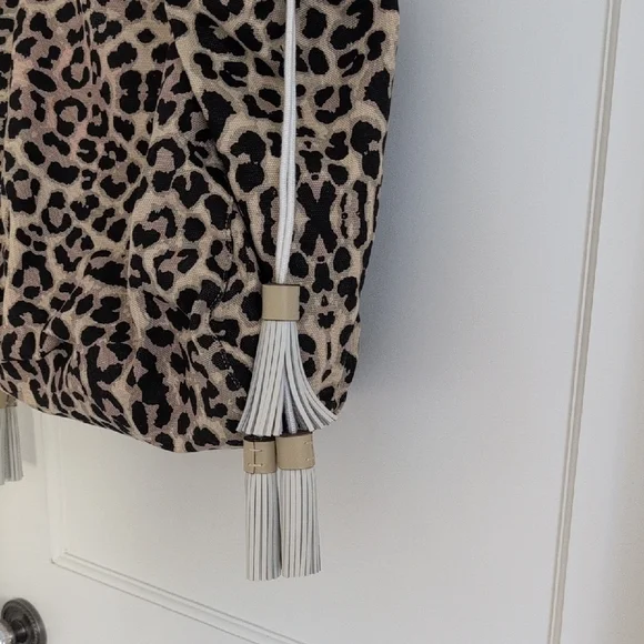 INDIA HICKS Retired "Fortune" Canvas Tote in Sleeping Leopard - Picture 9 of 11